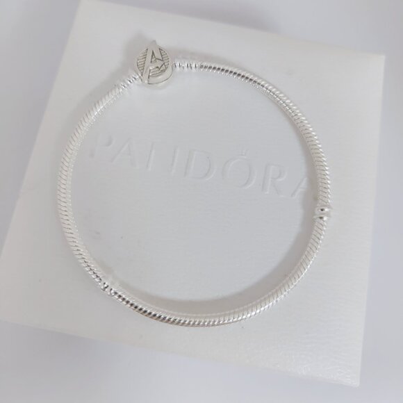 Pandora Marvel The Avengers Logo Clasp Snake Chain Bracelet - Picture 3 of 9